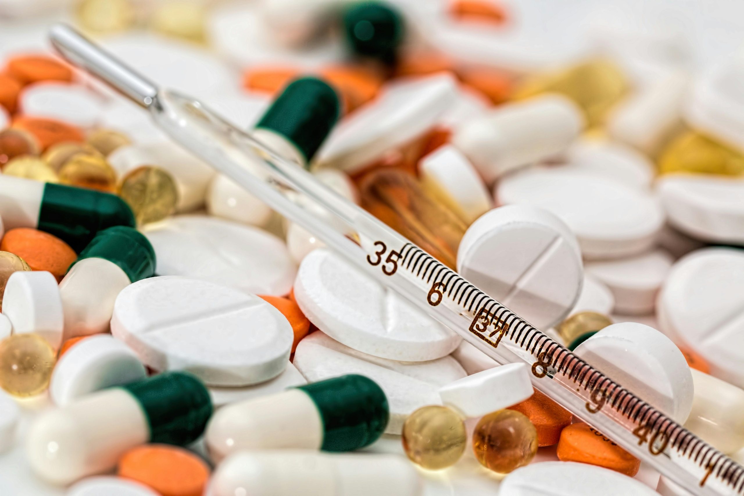 Salute in Primo Piano: Un Appello per un Uso Responsabile degli Antibiotici