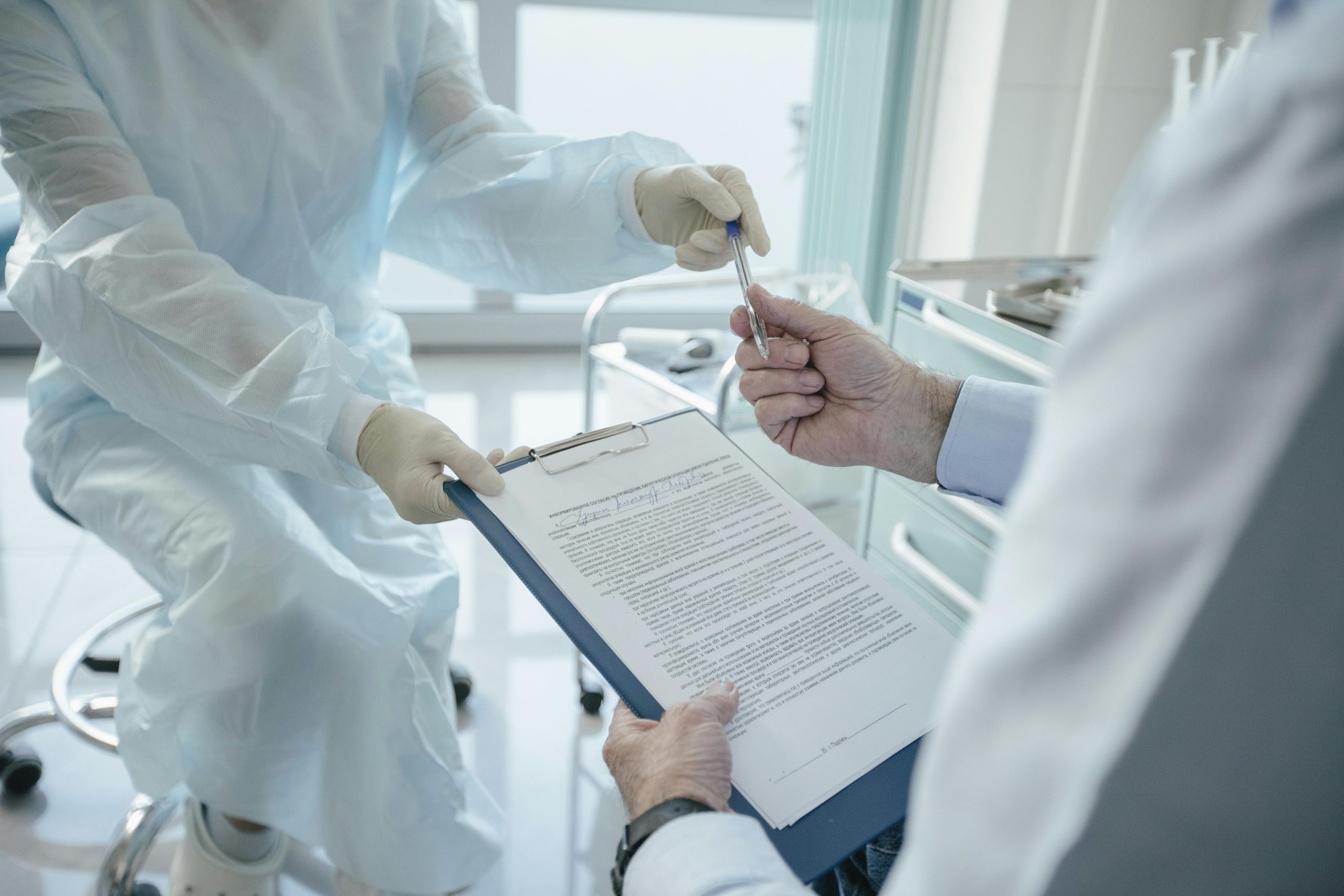 Analisi del Contratto Sanitario 2022-2024: Cosa Significa per gli Operatori Sanitari