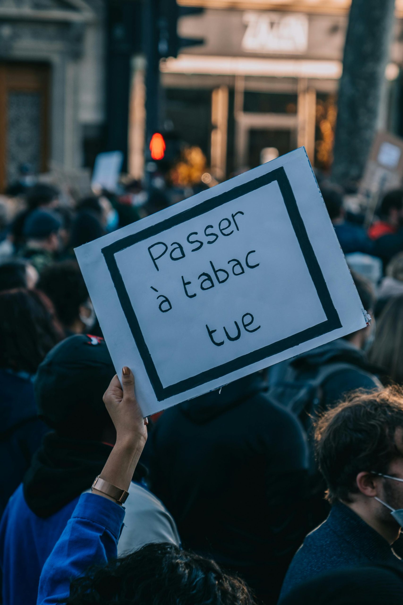 Il Potere del Dialogo Socratico e della Narrazione Fiabesca nel Contesto della Sanità