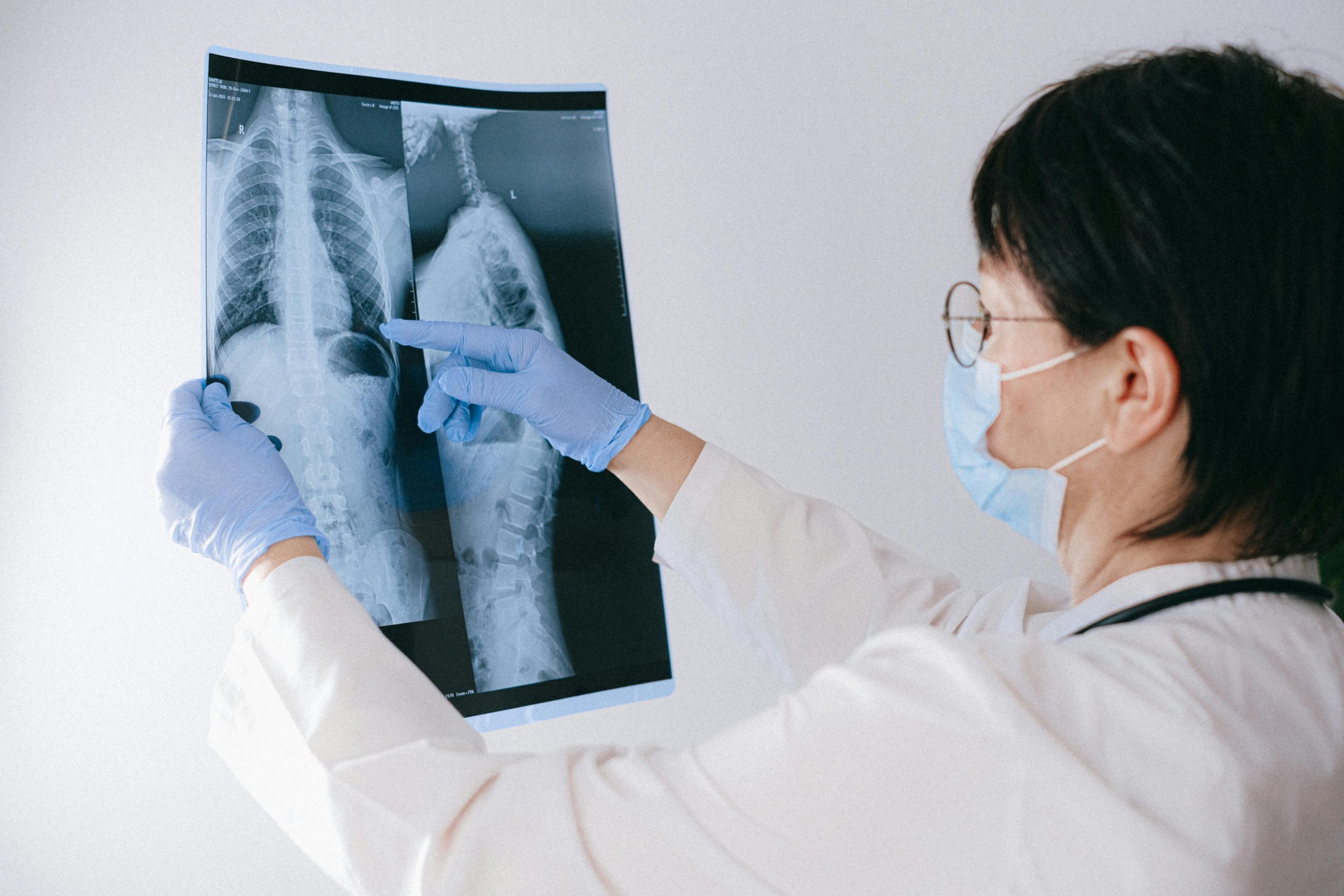 Il Futuro delle Analisi Cliniche: Tecnici Sanitari di Laboratorio Biomedico al Servizio della Sicurezza e Qualità Diagnostica