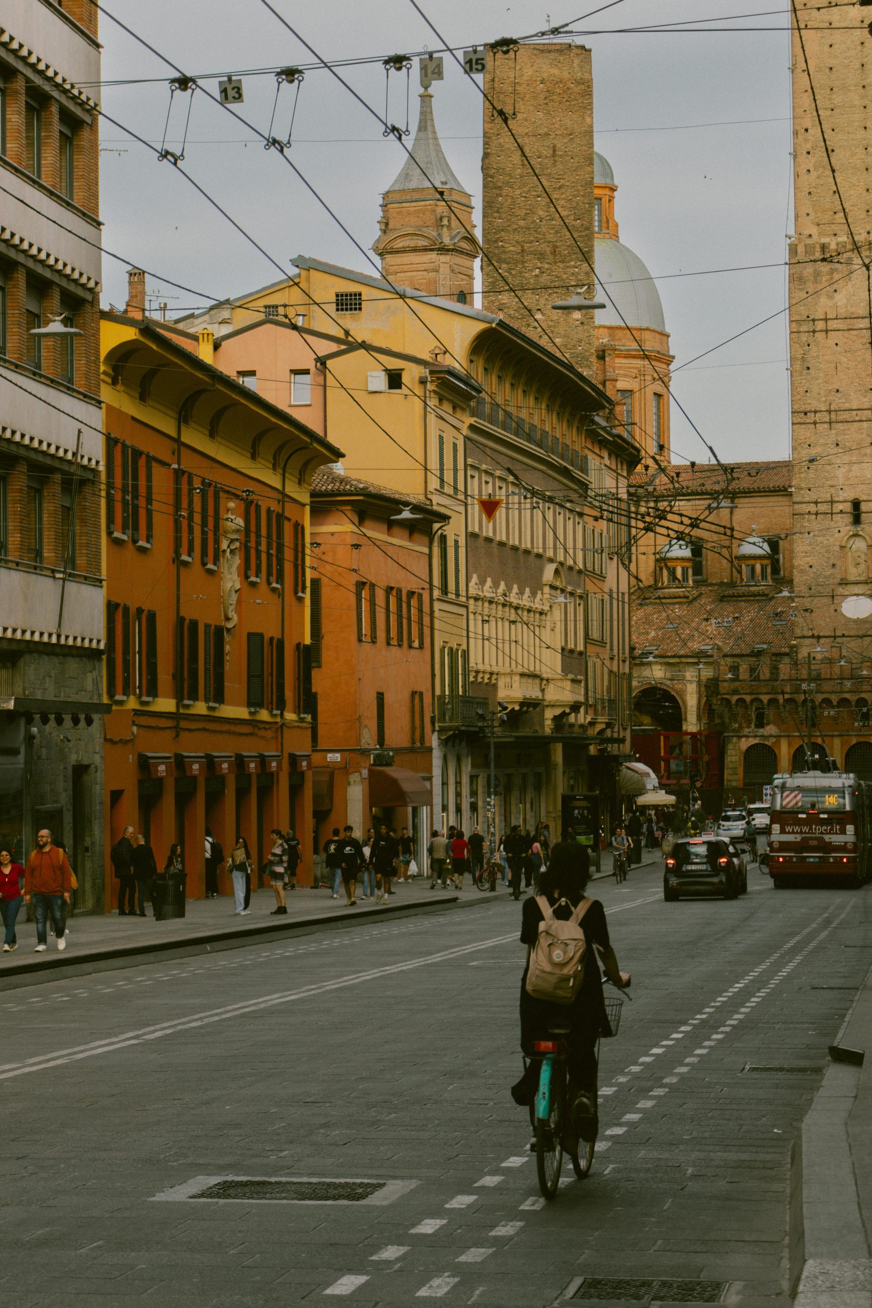 La Regione Emilia-Romagna prolunga i contratti dei medici fino al 2025: cosa cambia e quali benefici comporta