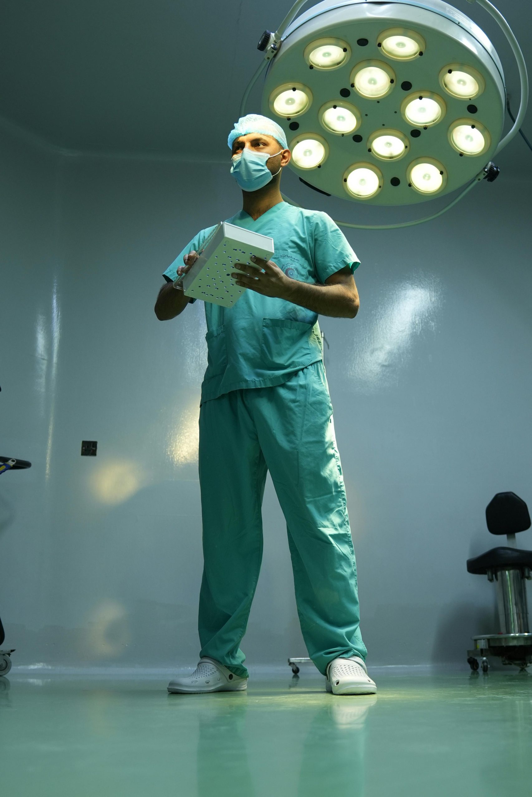 Il paradosso degli infermieri italiani: una professione cruciale pagata troppo poco