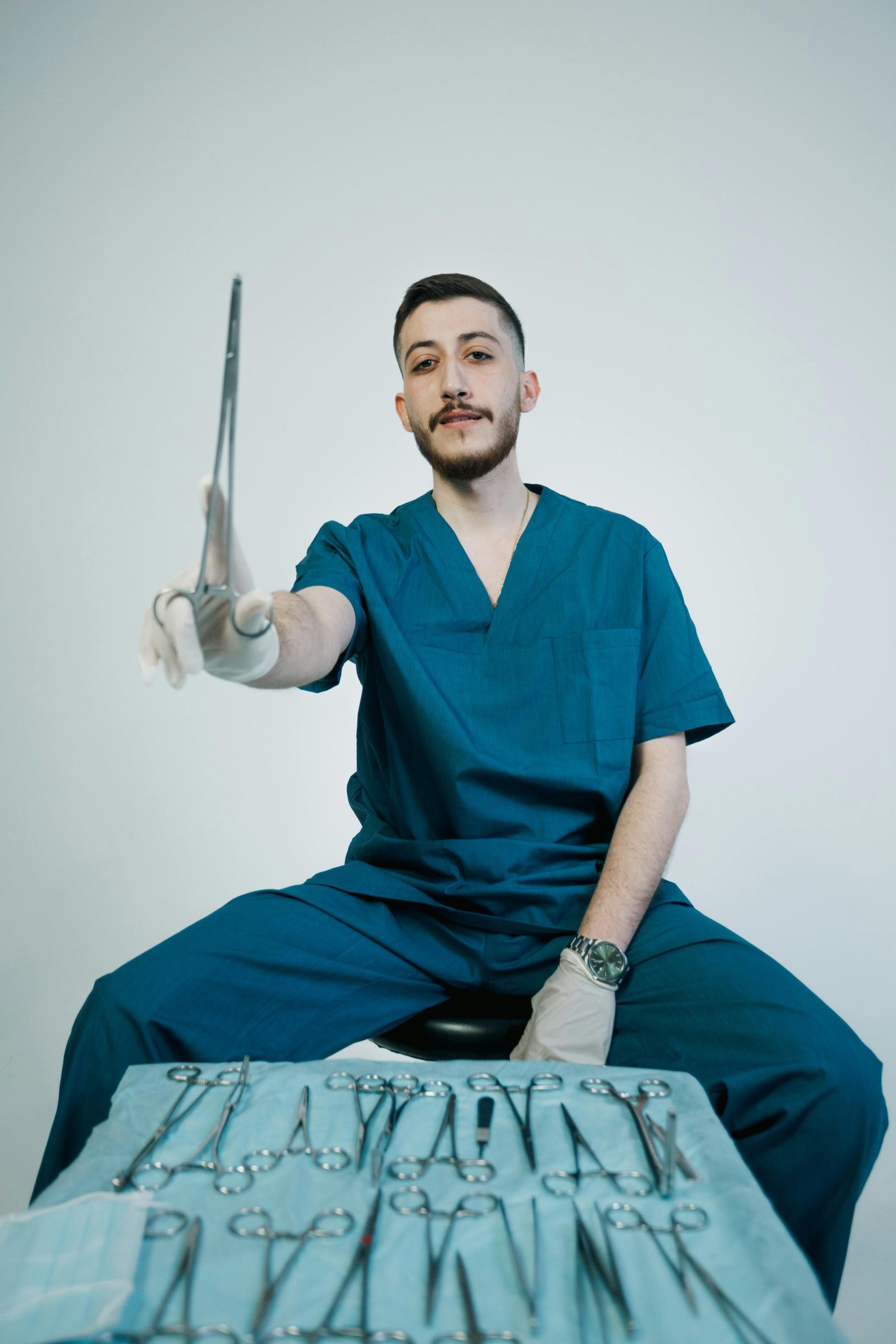 Il Cruciale Dibattito sul Finanziamento della Sanità: Analisi da Gruber a Formigli per un Miglioramento Sostenibile