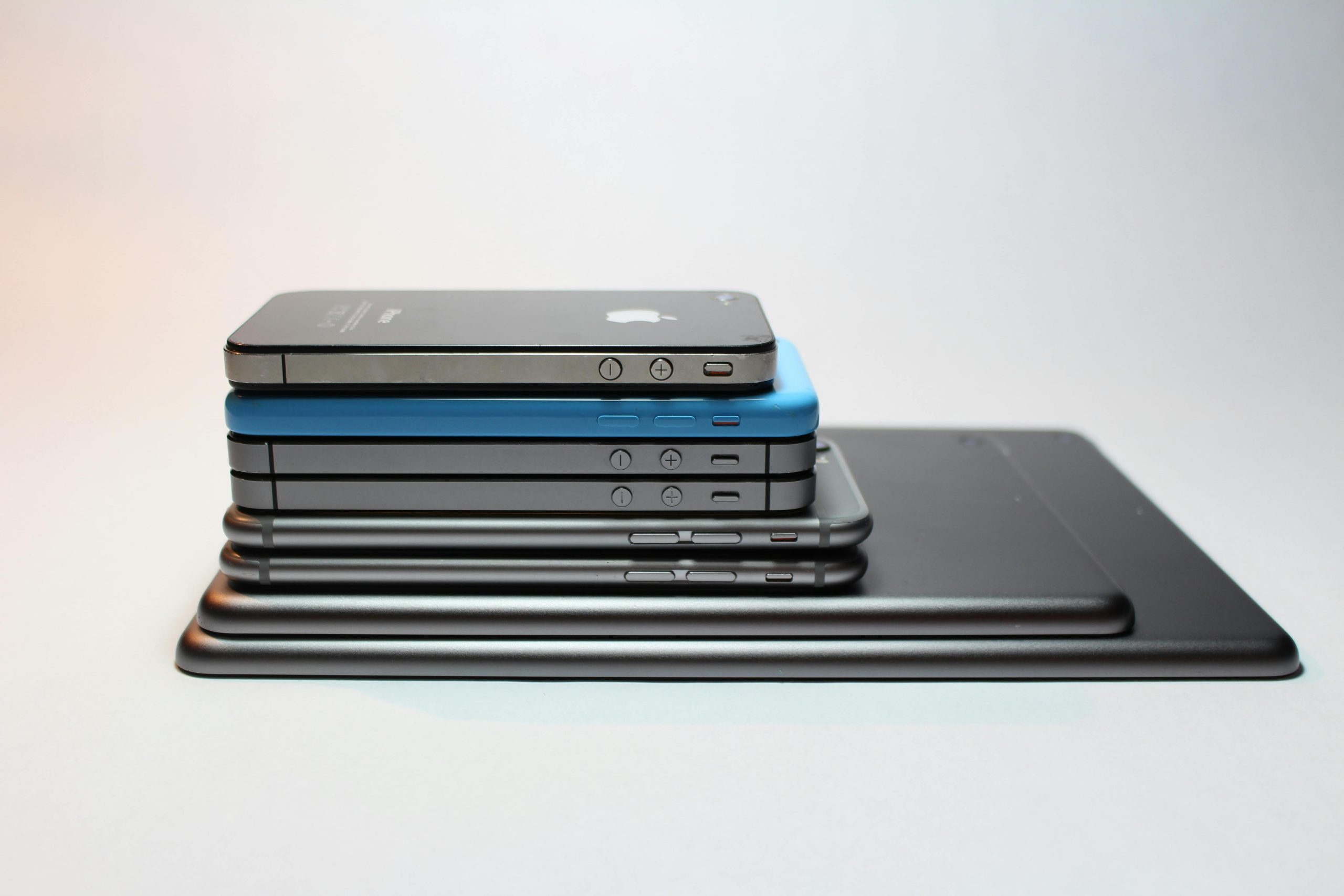Guida completa ai Telefoni Verdi ISS: Supporto e ascolto attivo tutto l'anno
